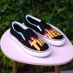low top thrasher vans