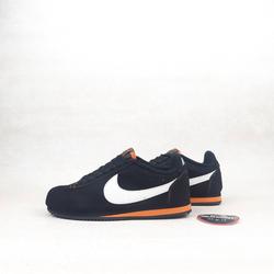 black suede cortez