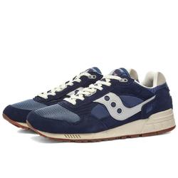 saucony shadow trainers