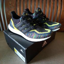ultra boost 1.0 multicolor