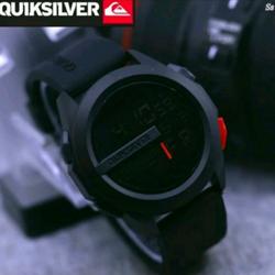 JAM TANGAN TAHAN AIR QUICKSILVER RUBBER