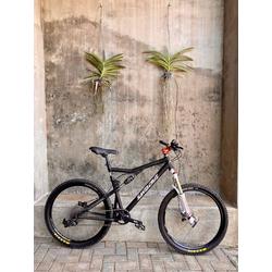 Jual Santa Cruz Blur Terlengkap 