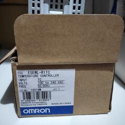 OMRON E5EWL-R1TC CONTROLLER
