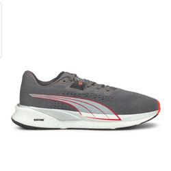 running shoes men puma