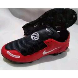 sepatu bola nike total 90 original