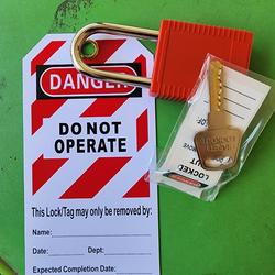 PAKET LOTO gembok + Tag Danger