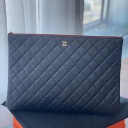 chanel clutch