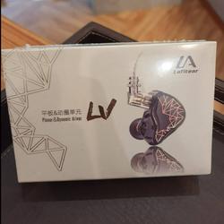 Lafitear LV1 In-Ear Monitor (1 Dynamic Driver + 1 Planar)
