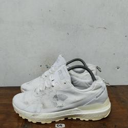 sepatu hiking second ori nepa C-TR 3.0 inbicible fit white size 41.5