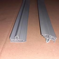Bahan Karet Gasket Pintu Kulkas Knock Down Warna Abu Panjang 2m
