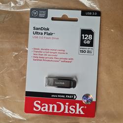 FlashDisk Sandisk Ultra Flair USB 3.0 Flash Drive up to 150mb/s