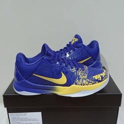 kobe v size 11
