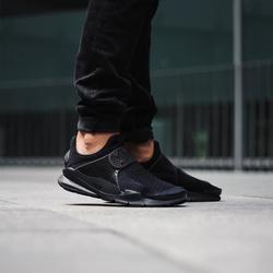 nike sock dart triple black price