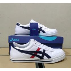asics aaron classic