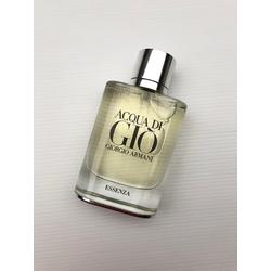 armani essenza parfum