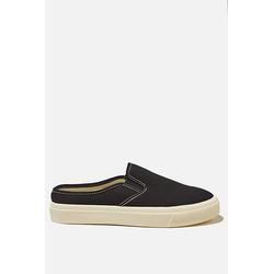 sneakers mules style