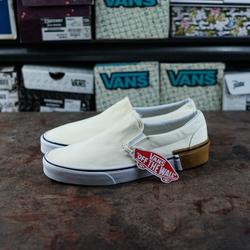 gum block slip on