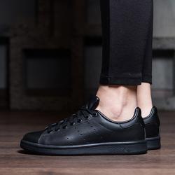 triple black stan smiths