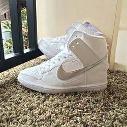 silver nike wedge dunks