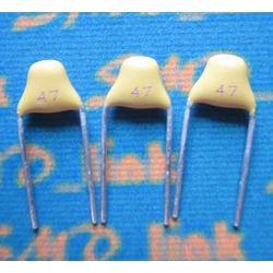 Kapasitor 47pf / 50V Monocap