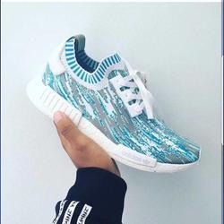 adidas nmd datamosh quest