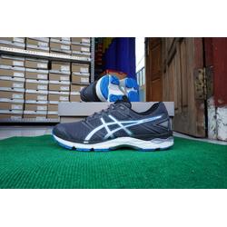 asics phoenix 8