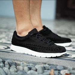 white mayfly woven