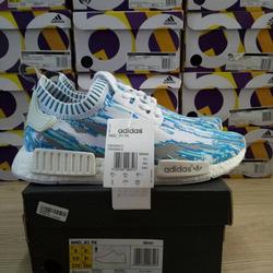 adidas nmd datamosh game