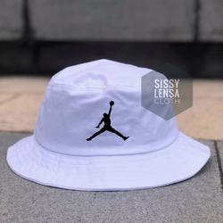 Topi Bucket PSG Messi 