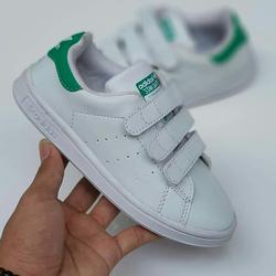 stan smith junior scratch