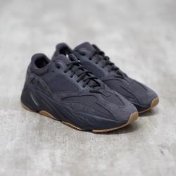 black suede yeezy