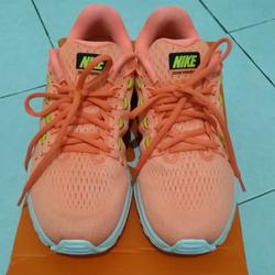 nike vomero 12 blue