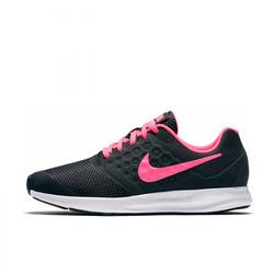 nike downshifter 7 vs tanjun