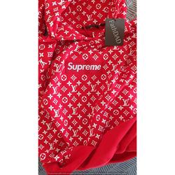 Jual Jaket Supreme Lv Model & Desain Terbaru - Harga Oktober 2023