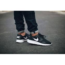 sepatu nike kaishi run