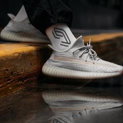 yeezy boost lundmark reflective
