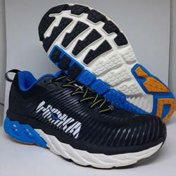 mens running shoes size 10.5