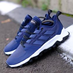 Jual Sepatu Adidas Kanadia Model \u0026 Desain Terbaru - Harga February 2022