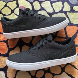 nike sb solarsoft