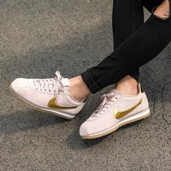 classic nikes