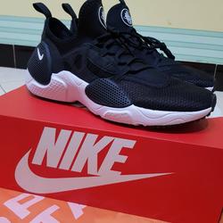 size 12 nike huarache