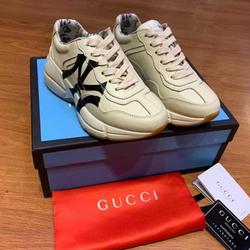 harga sneaker gucci original