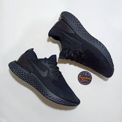 nike epic react trainers