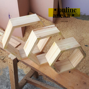 Rak Kayu Natural / Rak Hexagonal / Rak Dinding / Rak Gantung uk 30cm