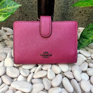 Info Dompet Wanita Coach Medium Katalog.or.id Info Dompet Wanita Coach Medium Katalog.or.id