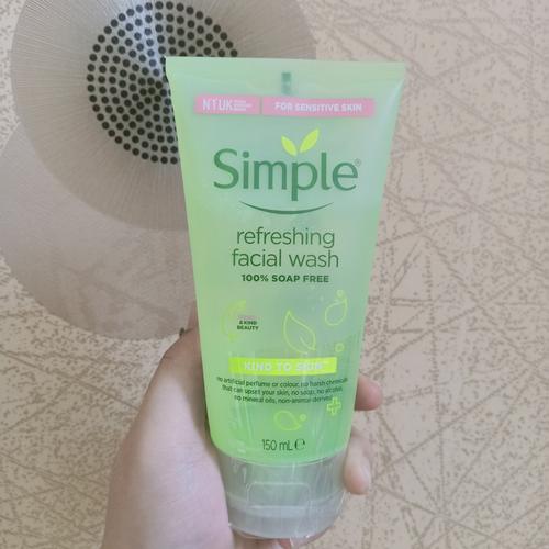 simple refreshing facial wash harga