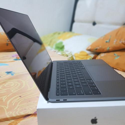 Jual Macbook pro 2017 retina display 