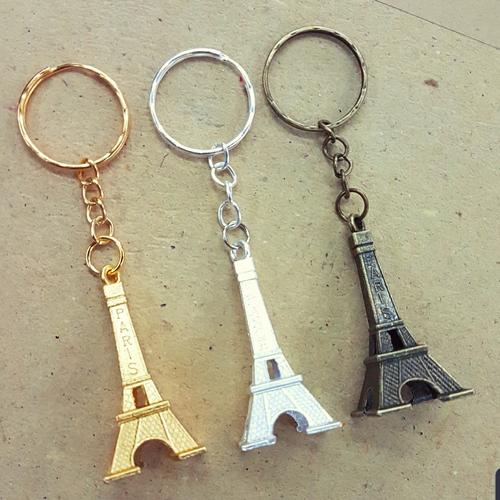 Foto Produk Gantungan Kunci Menara Eifel Paris Miniatur Souvenir Pernikahan dari Grosir Souvenir Unik
