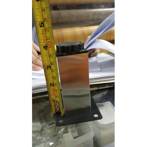 Foto Produk Kaki Sofa Kotak tinggi 10 cm Satin Stainless SS Kaki Meja , Nakas dari WINSTON SUKSES ABADI