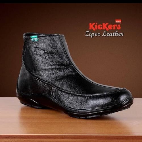 sepatu kickers boots original